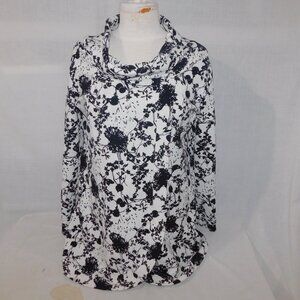 Blondie Apparel Canada Womens M Black White Floral Cross Front Sweater Cowl Neck
